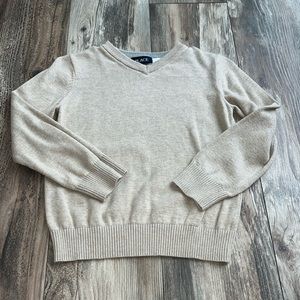 Boys Children's Place V Neck tan sweater worn once . Size 5/6